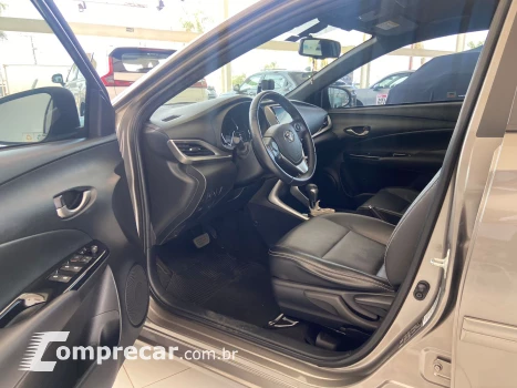 YARIS 1.5 16V Sedan XS Connect