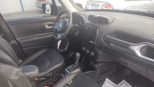 Renagade 1.8 automático