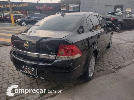 VECTRA 2.0 MPFI Expression 8V