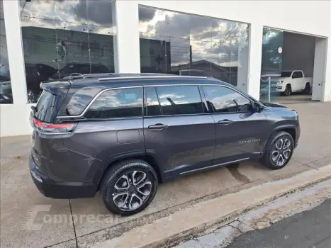 COMMANDER 1.3 T270 Turbo Limited