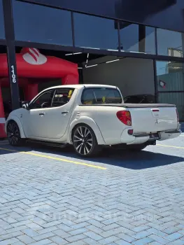 L200 Triton HPE 3.2 CD TB Int.Diesel Aut