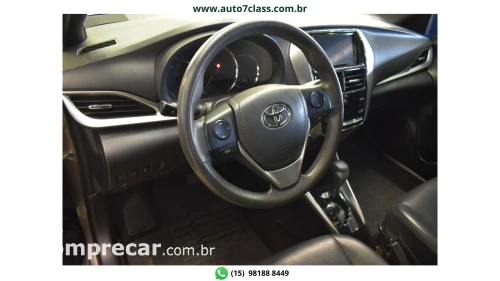 Toyota YARIS HATCH - 1.3 16V XL PLUS TECH MULTIDRIVE 4 portas