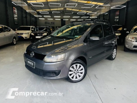 Volkswagen Fox 1.0 Mi Total Flex 8V 5p 4 portas