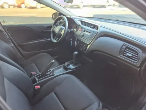 CITY Sedan DX 1.5 Flex 16V Aut.