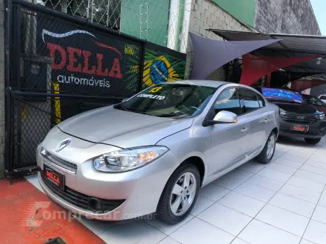 Renault FLUENCE 2.0 Dynamique 16V 4 portas