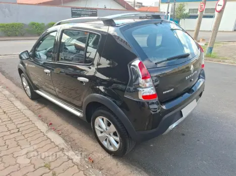 Sandero 1.6 STEPWAY 16V FLEX 4P AUTOMÁTICO