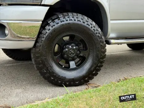 RAM 5.9 2500 SLT 4X4 CD I6 24V TURBO DIESEL 4P AU