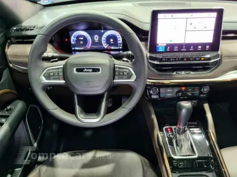 COMMANDER OVERLAND T270 1.3 TB FLEX AUT