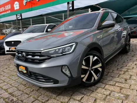 Volkswagen NIVUS 1.0 200 TSI Highline 4 portas