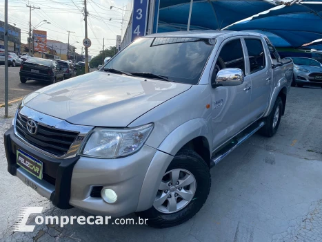 Toyota HILUX 2.7 SR 4X2 CD 16V 4 portas