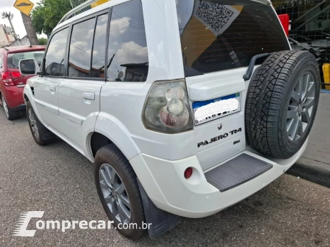 Pajero TR4 2.0 Flex 16V 4X2 Aut.