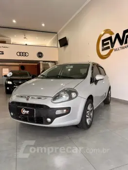 Fiat Punto ATTRACTIVE 1.4 Fire Flex 8V 5p 4 portas