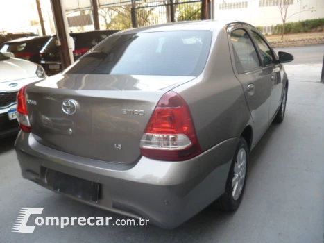 ETIOS 1.5 X Plus Sedan 16V