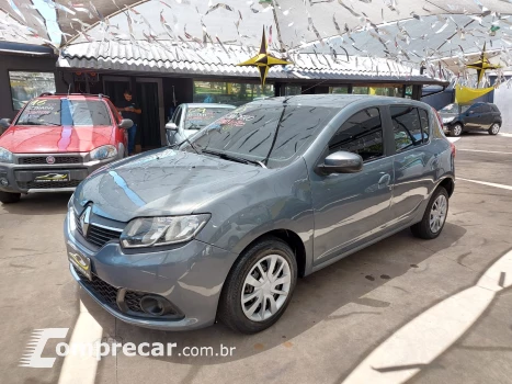 Renault Sandero 1.0 4 portas