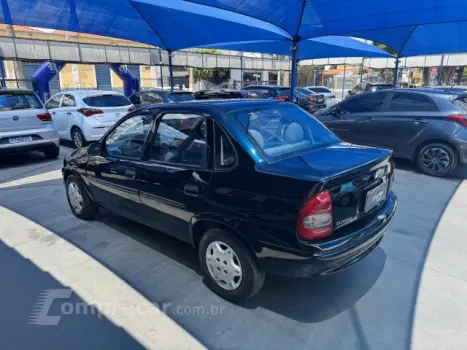 CLASSIC - 1.0 MPFI LIFE 8V 4P MANUAL