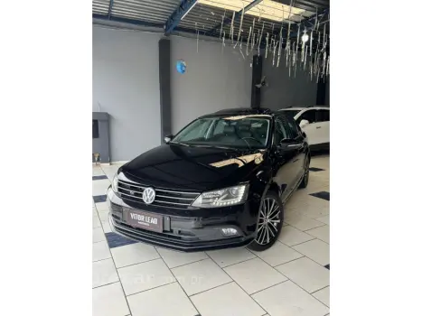 Volkswagen JETTA 2.0 TSI HIGHLINE 211CV GASOLINA 4P TIPTRONIC 4 portas