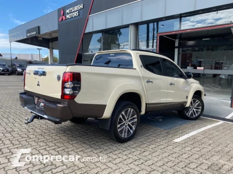 L200 TRITON 2.4 16V Turbo Sport Hpe-s CD 4X4