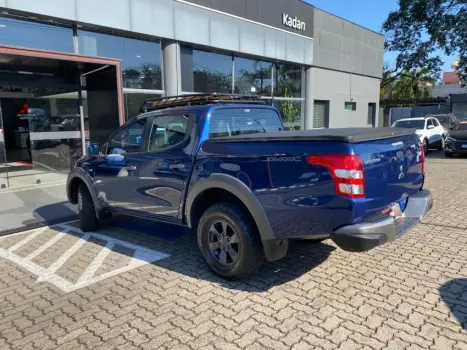 L200 TRITON 2.4 16V Turbo Savana GLS CD 4X4