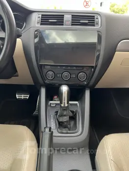 JETTA 1.4 16V TSI Comfortline