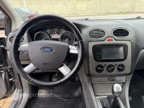 FOCUS HATCH - 1.6 GLX 16V 4P MANUAL