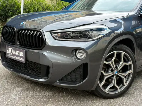 X2 2.0 16V Turbo Sdrive20i M Sport X Steptronic