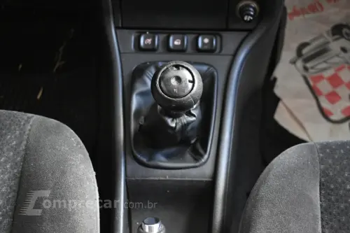 ASTRA 2.0 MPFI Advantage 8V