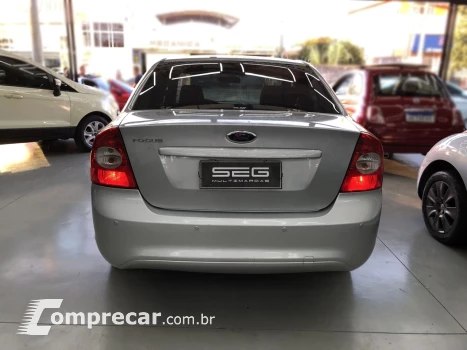 Focus Sedan 2.0 16V/2.0 16V Flex 4p