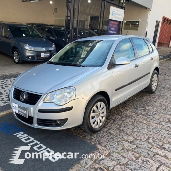 Volkswagen Polo 1.6 E-Flex 8V 5p 4 portas