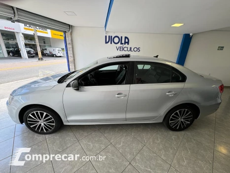 JETTA 2.0 TSI Highline 211cv