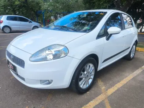 Fiat PUNTO - 1.6 ESSENCE 16V 4P MANUAL 4 portas