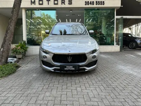 LEVANTE 3.0 V6 Turbo S Q4