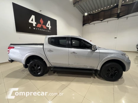 L200 TRITON 2.4 16V Turbo Sport HPE CD 4X4