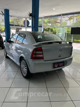 ASTRA 2.0 MPFI Advantage Sedan 8V