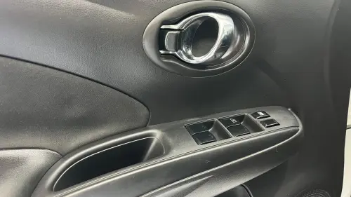VERSA SV 1.6 16V FlexStart 4p Mec.