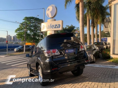 Hilux SW4 SR 4x2 2.7/ 2.7 Flex 16V Aut.