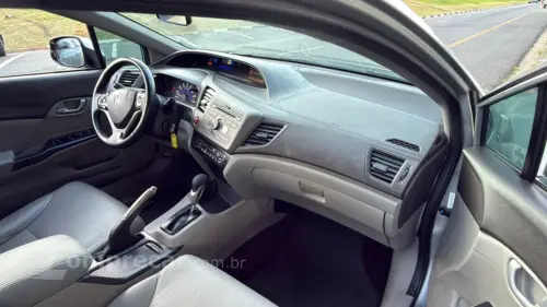 Civic Sedan LXS 1.8/1.8 Flex 16V Aut. 4p