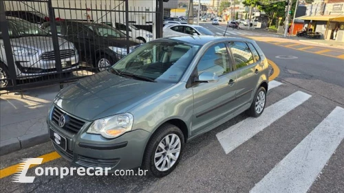 Volkswagen POLO 1.6 MI 8V 4 portas