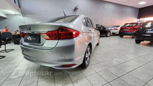 CITY Sedan LX 1.5 Flex 16V 4p Aut.