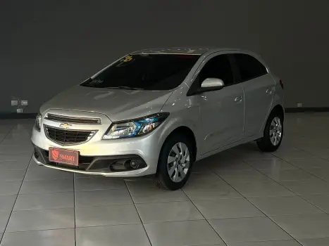 CHEVROLET Onix 1.4 LT SPE/4 4 portas