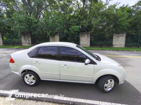 FIESTA 1.6 MPI Class Sedan 8V