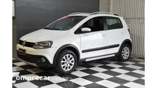 Volkswagen CROSSFOX - 1.6 MI 8V 4P MANUAL 4 portas