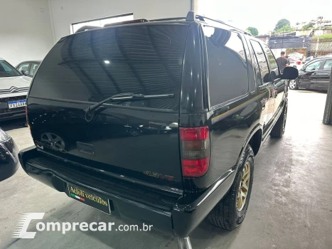 Blazer 4.3 Sfi Dlx Executive 4X2 V6 12V Gasolina 4P Automáti