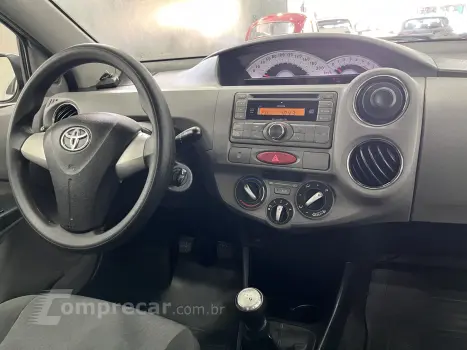 ETIOS 1.5 XLS Sedan 16V