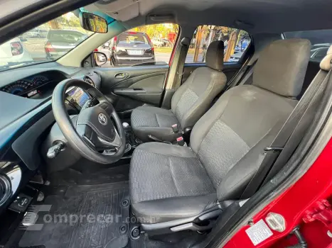 Etios 1.5 X Sedan 16V Flex 4P Manual