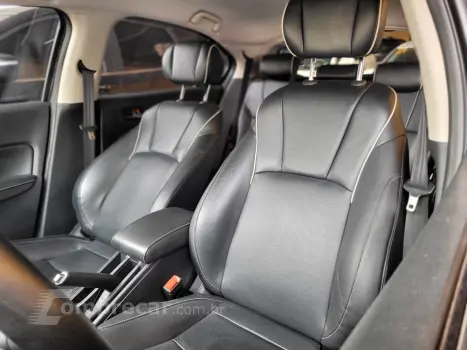 CITY Hatchback Touring 1.5 Flex 16V Aut