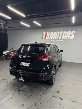 Kicks Advance 1.6 Automático