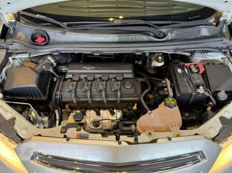 ONIX 1.0 MPFI LT 8V FLEX 4P MANUAL