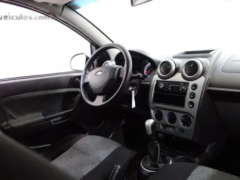 FIESTA HATCH - 1.0 ROCAM HATCH 8V 4P MANUAL