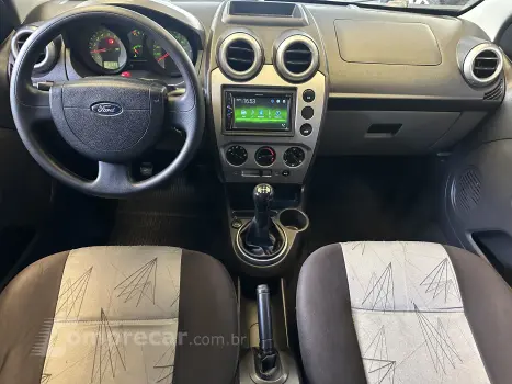 FIESTA 1.6 MPI Hatch 8V