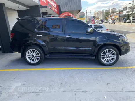 HILUX 2.8 SW4 4X4 8V